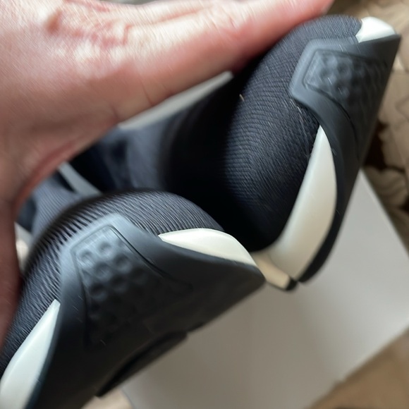 New authentic BALENCIAGA sock sneakers - Picture 6 of 11